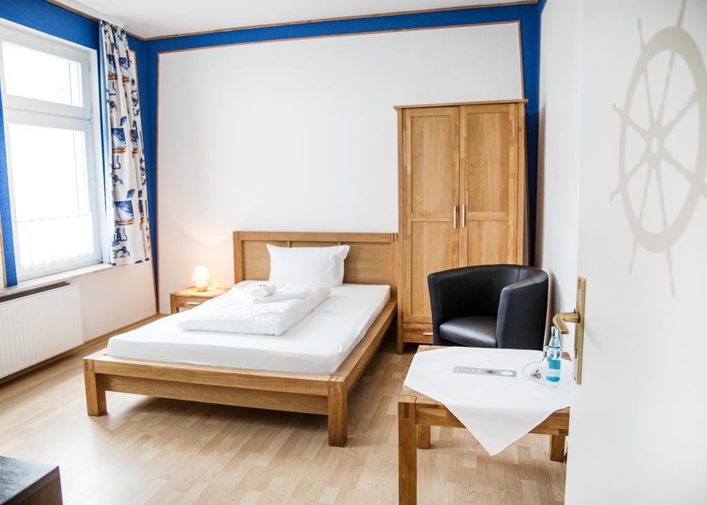 Hotel Tum Stueuermann Büsum Eksteriør bilde