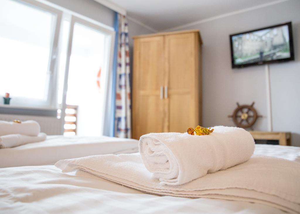 Hotel Tum Stueuermann Büsum Eksteriør bilde